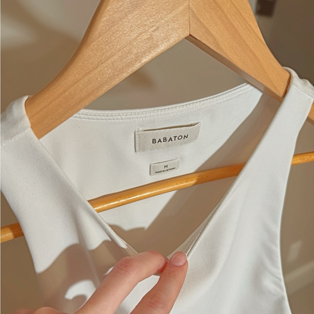 Aritzia Babaton Contour '90s Bodysuit